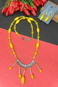 Elegant Yellow Bead Necklace with Silver Pendant