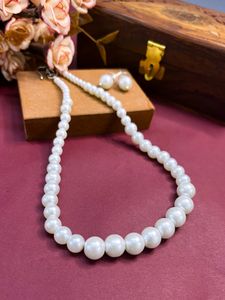 Graduated Pearl Sizes Pearl Necklace