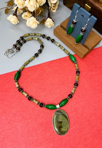 Elegant Jasper Pendant Necklace with Unique Bead Design