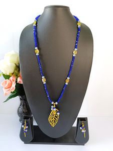 Boho-Inspired Leaf Pendant Necklace
